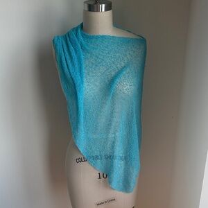 Aquamarine knit Poncho